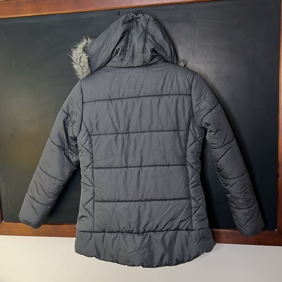 S Rothschild & Co Girls Size L Charcoal Quilt Puffer Coat Fur Trim Pink Lining - Picture 7 of 8